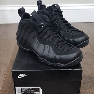 Nike Air Foamposite Anthracite